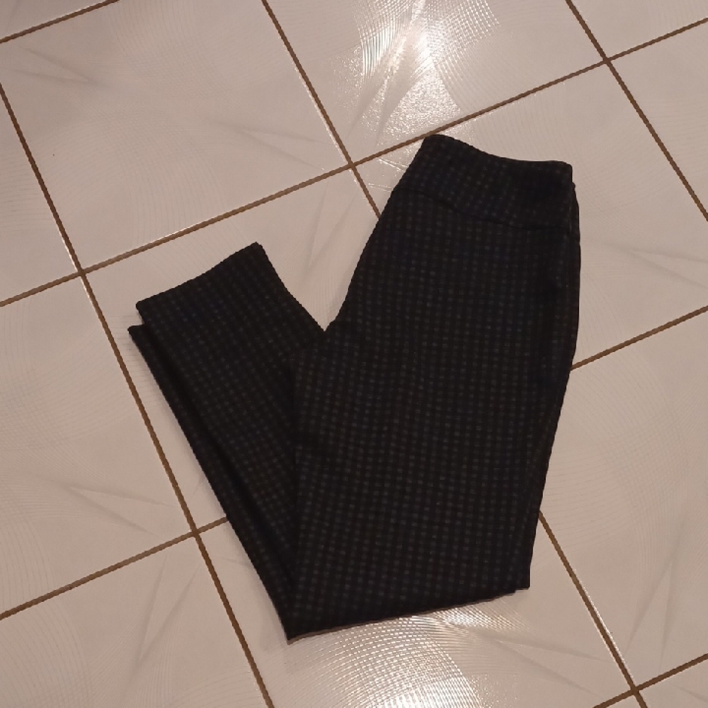 4/$80 Gray & Blue Plaid Pull-on Dress Pants - Size Medium